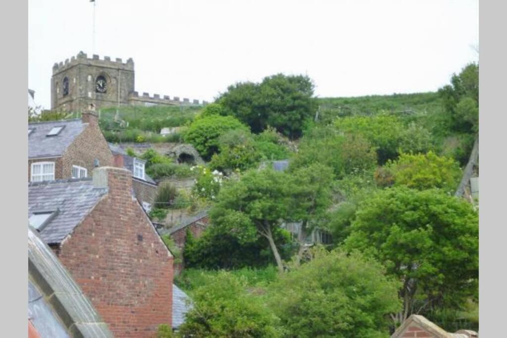 Kikas Cottage, Rear 89 Church Street, White Horse Yard Whitby Zewnętrze zdjęcie